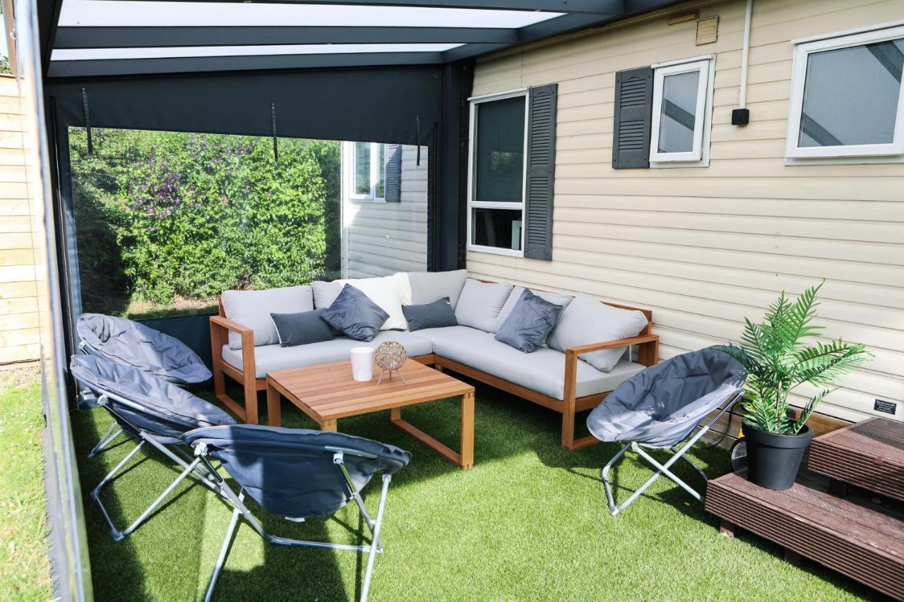 Chalet Op 5* Camping De Paardekreek Kortgene Dış mekan fotoğraf