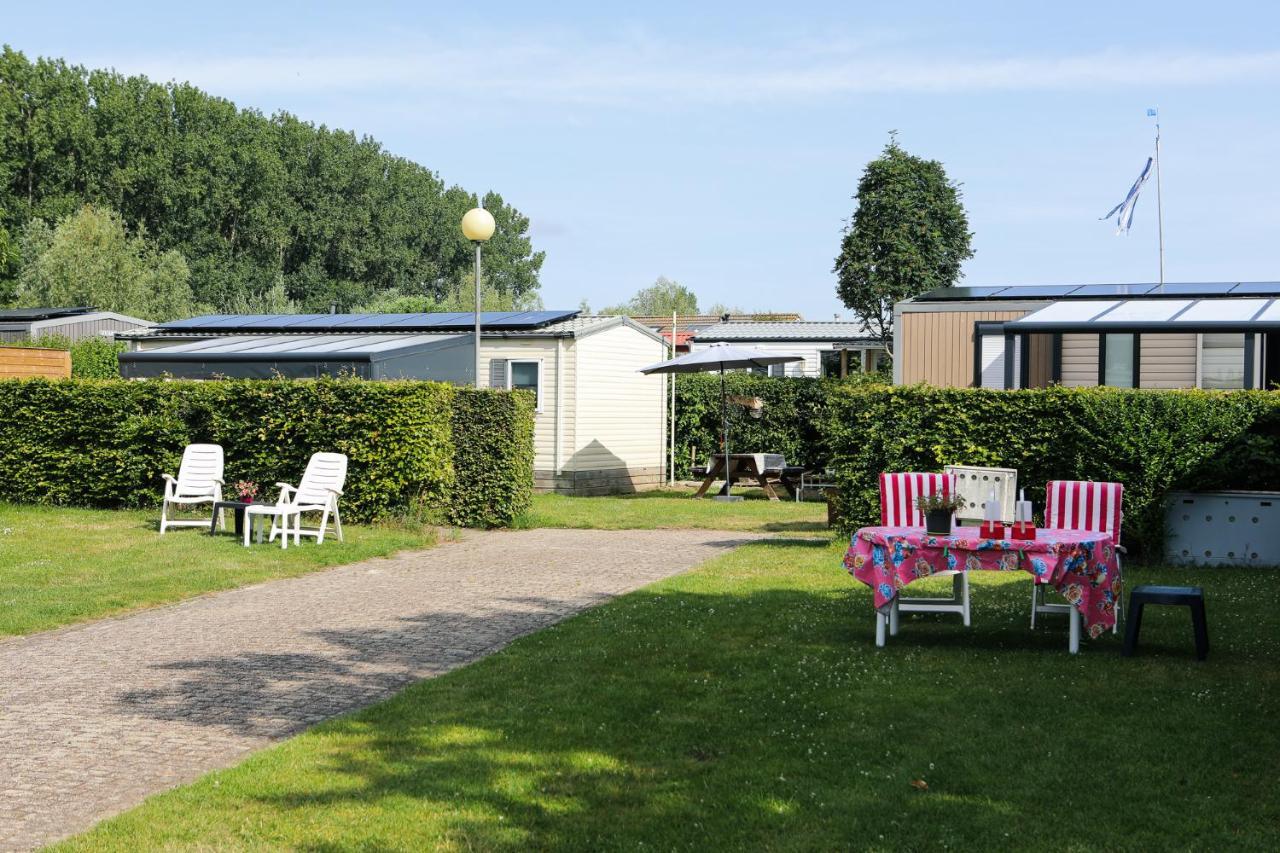 Chalet Op 5* Camping De Paardekreek Kortgene Dış mekan fotoğraf