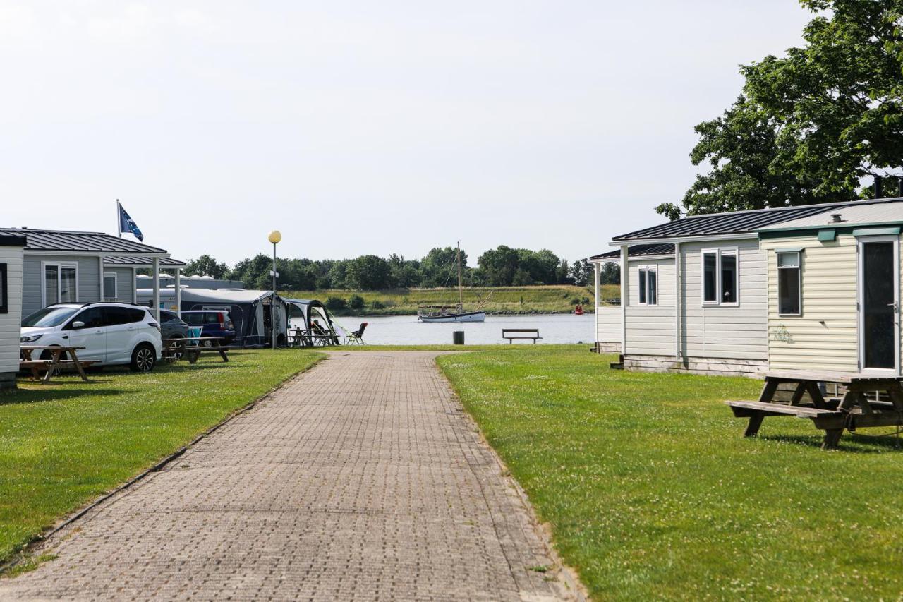 Chalet Op 5* Camping De Paardekreek Kortgene Dış mekan fotoğraf