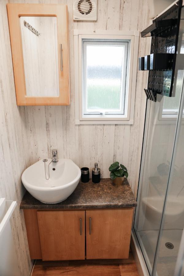 Chalet Op 5* Camping De Paardekreek Kortgene Dış mekan fotoğraf