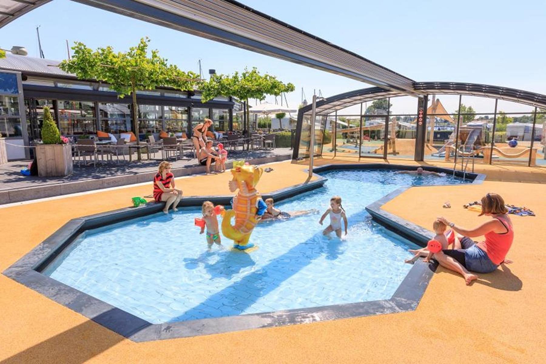 Chalet Op 5* Camping De Paardekreek Kortgene Dış mekan fotoğraf